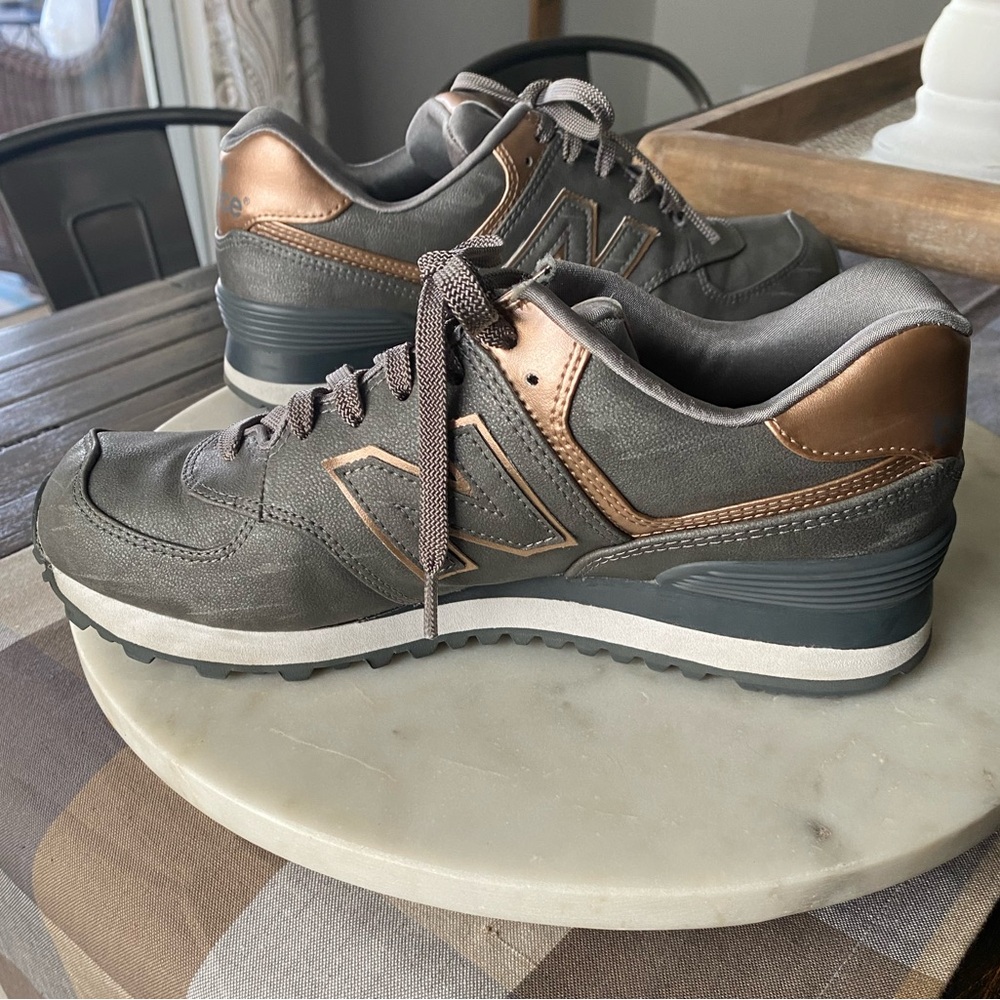 New Balance 574 - Picture 3 of 11